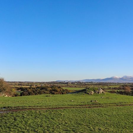 Villa Cosy Barn Dwyran Exterior foto